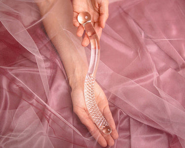 GLASS YONI WAND - THE CERVIX WAVE - Yoni Wanderland